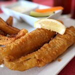 FISH & CHIPS MALINS - フィンガー フィッシュ＆チップス。まさに揚げたて熱々。フィッシュ＆チップス大好き!!