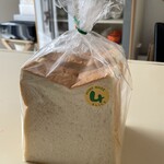 ブーランジェリー ベルドール - ベルドール食パン（4枚切）