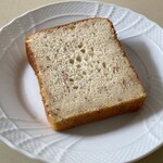 ブーランジェリー ベルドール - みそとエビの米粉パン