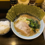 家系ラーメン ジェット家 - 