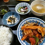 中国料理　大徳 - 酢豚定食　850円　ご飯モリモリ