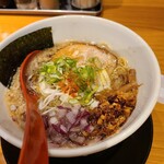 麺屋 燕 - 燕黒900円