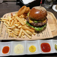 オールデイダイニング リモネ(リーガロイヤルホテル大阪) - リモネバーガーinアボガド