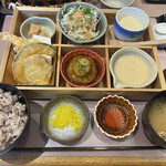 旬彩和食 なつめ - 料理写真:豆腐ハンバーグのヘルシー御膳