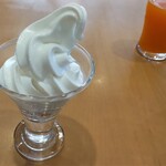 ガスト - 料理写真:ソフトクリーム
