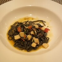 ロッシ - イカスミのパスタ。