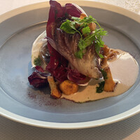 ベージュ アラン・デュカス 東京 - 