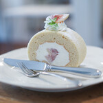 夏空 - ２０２２年９月再訪：無花果ロールケーキ☆