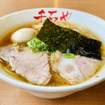 Sengokuya - 醤油ラーメン(細ストレート麺)   700円+味付玉子 100円