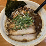 Hakata Ramen Tanaka - 【期間限定】熊本らーめん¥1000
                        ちゃーしゅー(2枚)トッピング¥150