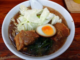 くまもとらーめん ブッダガヤ - ブッダガヤ（太肉麺）