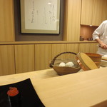 寿司 竹本 - 若き店主の凛とした空間