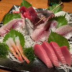 お魚料理 うおせい - 刺し盛り三人前