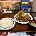 キッチン あずま - 厚切りトンテキ盛り合わせ　税込 １,３００ 円