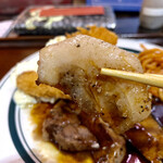 キッチン あずま - サクッとした食感と脂身の甘み
      たまりません