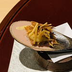 おみ乃 - ・レバーペーストとエシャレットの素揚げ