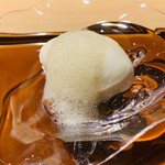 おみ乃 - ・レモンのアイスクリームと巨峰のコンポート