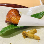 おみ乃 - ・手羽先（栗と十六穀米味噌）牛蒡の煮しめ