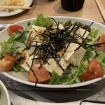 h Hiroshimayaki Donki - 豆腐サラダ