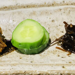 おみ乃 - ・鶏肉味噌、きゅうり、昆布