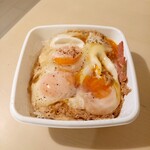 すすきの食堂  - ベーコンエッグ丼 750円