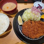 とんかつ檍 札幌すすきの店 - ・特ロースかつ定食2000円