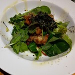 ネリマル - お通し2　ルッコラと鶏肉のサラダ　495円