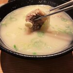 焼肉・韓国料理 KollaBo 梅田店 - ハンチョンソロンタンの絶品スープ。