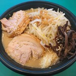 らーめん孝一郎 - 焙煎胡麻みそカムイ豚2枚(1200円)オータムフェスト2022