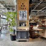 TREX KAWASAKI RIVER CAFE - 内観