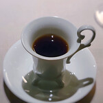 Saucer - 旨味の凝縮感が凄いコンソメ。この濃さは凄い。