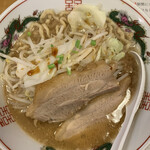 羽龍堂 - ラーメン(麺200g、野菜：普通、背脂：なし)