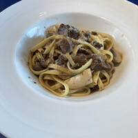 オッティモ・シーフード・ガーデン 新宿店 - 牛肩肉はホロホロでトロトロで絶品です。肉パスタ。