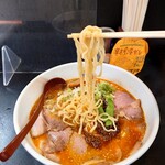 担々麺屋 - 太麺（やや太めの平打ち縮れ麺）✨