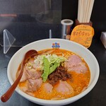 担々麺屋 - こちらのママさんの、愛が詰まった一杯ですね✨