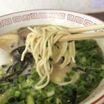 みち丸 - 本場熊本の生麺使用。