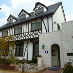 エタンセール カワモト - 白亜の洋館の様な美麗な外観♪