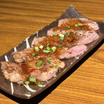肉バル 完全個室×居酒屋 京 - サーロインステーキ