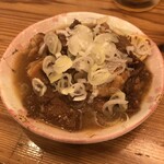 Motsuyaki Nikomi Kaede - 人気NO１の牛もつ煮込み（５００円）