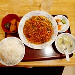 八起 - 春雨と三色野菜の辛し炒め定食