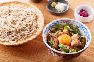 h Ishiusubiki Soba Ishiraku - お昼限定　とりすき丼と二八そばのセット