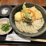 饂飩とお酒 からほり きぬ川 - 