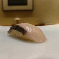 鮨 なんば 日比谷 - サワラ