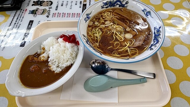 ほっとはうす>