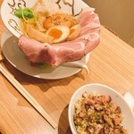 野口太郎 ラーメン 北新地本店 - 