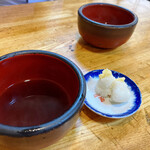 きそば 柏屋 - 天ちらし一つで天つゆ2つ、おろし＆生姜山2個