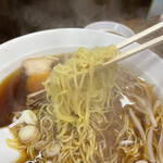 Manchin Ken - 細縮れ麺