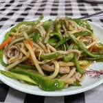 中国料理 鉄人 - チンジャオロースー