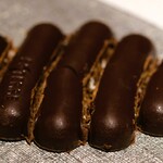 フランス料理 エステール by アラン・デュカス - ミニャルディーズ