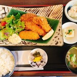 猫丸食堂 - ミックスフライ定食